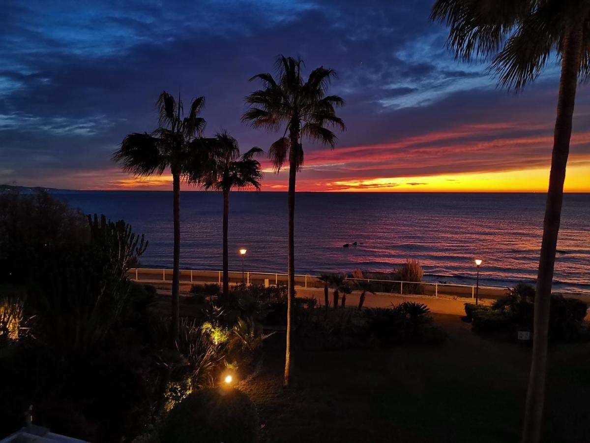 Sinfonia Del Mar Apartment Estepona Bagian luar foto